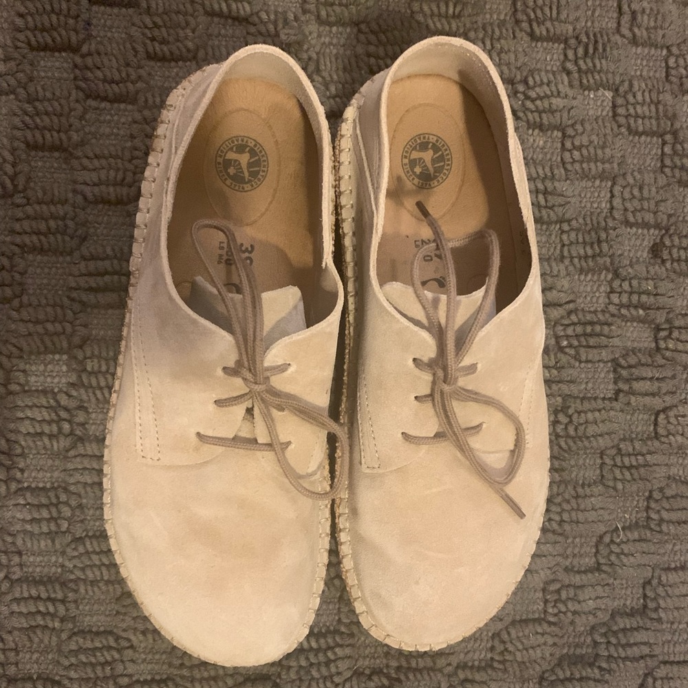Birkenstock tan Gary shoes